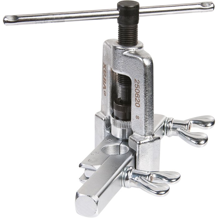 Outil du charpentier