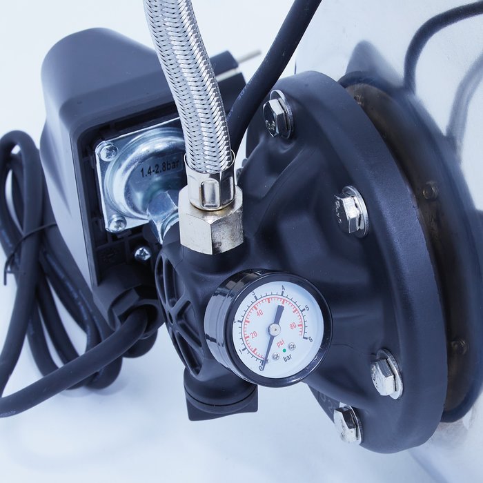 Manomètre et pressostat du groupe de surpression monocellulaire inox M24i Capvert