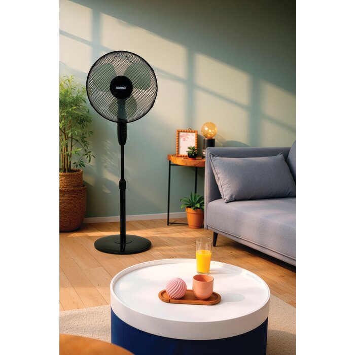 Mise en situation du ventilateur sur pied noir 40 W Ø 40 cm Varma