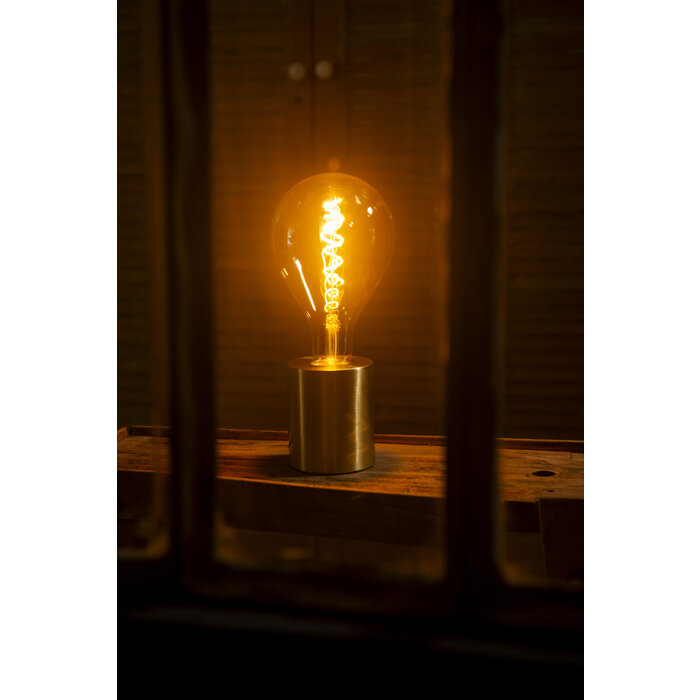 Ampoule LED poire PS130 allumée sur lampe ambiance chaleureuse