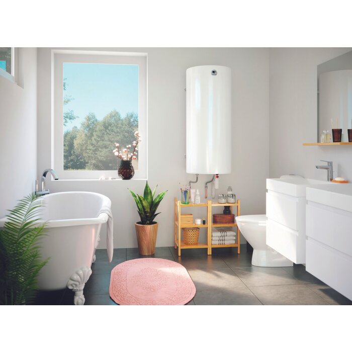 Chauffe-eau électrique Duralis vertical mural compact Thermor installé dans un intérieur